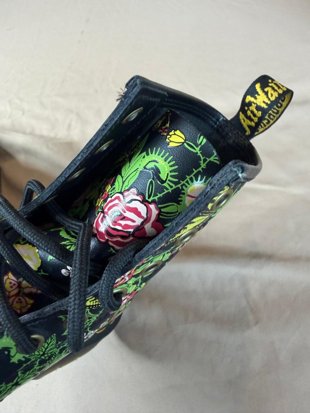 Dr. Martens 1460 Wanderlust Floral Butterfly 8-Eye Boots Women's Size 8 - Picture 12 of 14